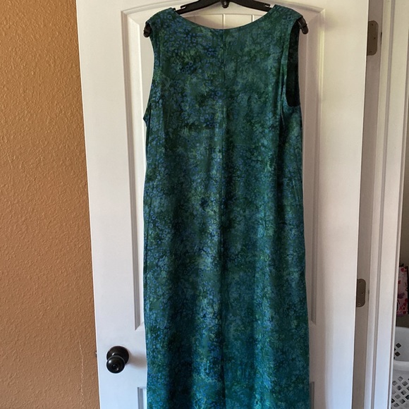Maxi Tank Dress with Pockets - Picture 7 of 8